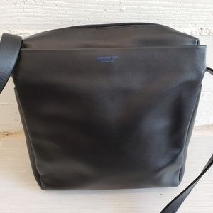 mandarina duck black leather crossbody bag